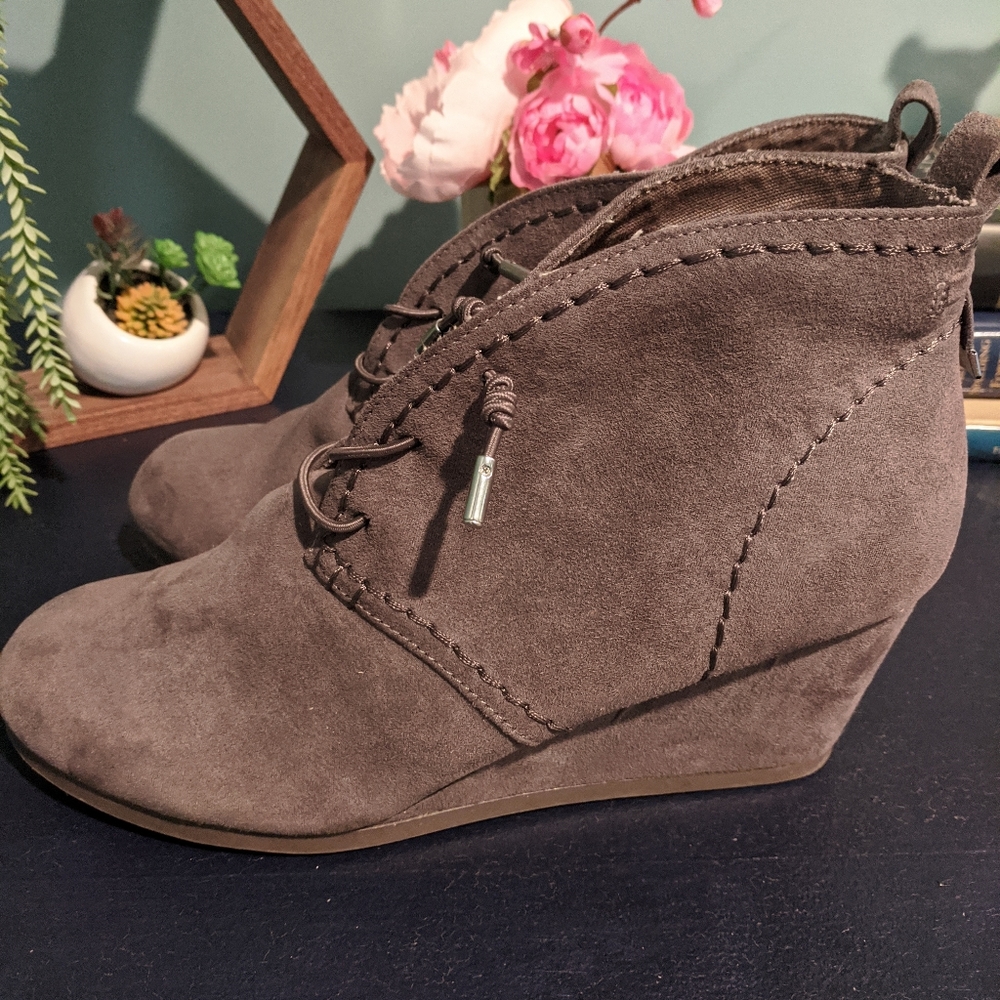 WEDGED BOOTIES - Picture 5 of 5